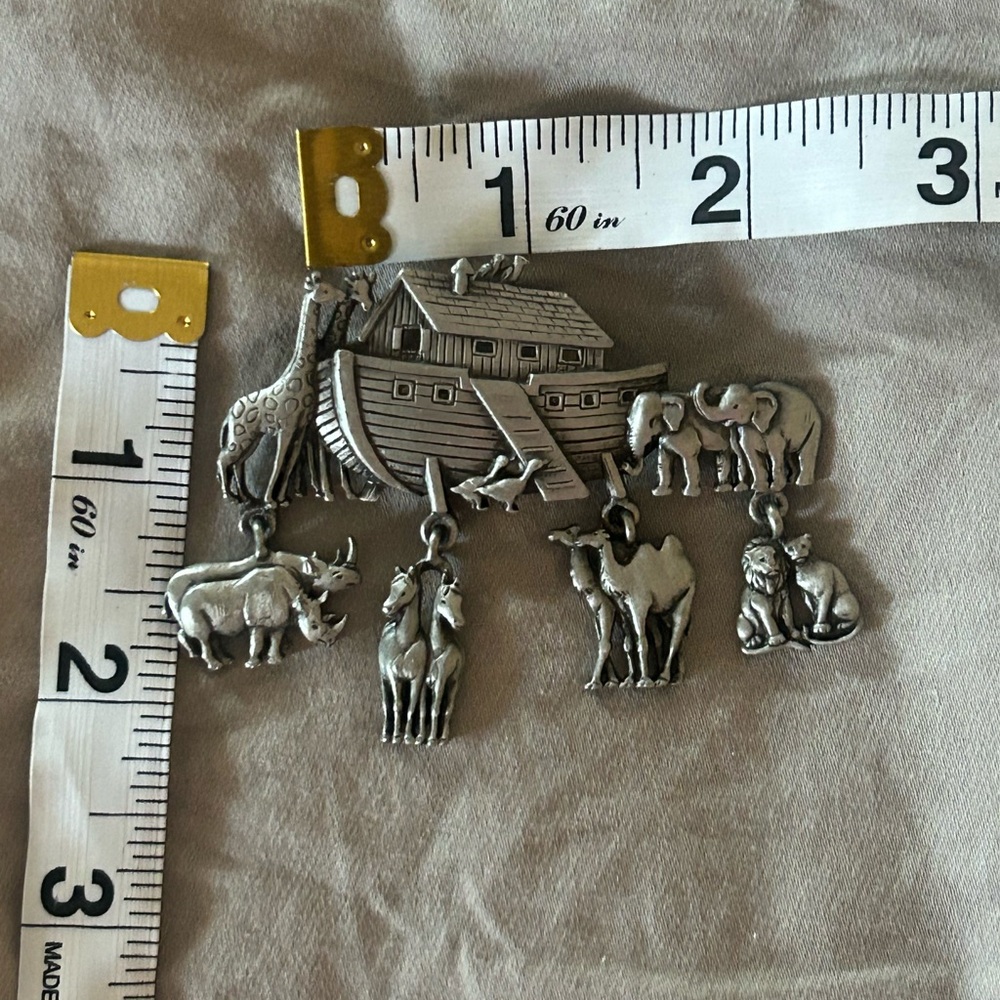 JJ Noah's Ark Brooch Pin Pewter Silver Color - Picture 4 of 11